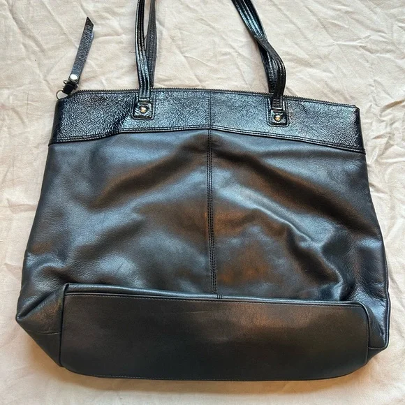 Coach Black Leather Tote Bag Signature Embossed Patch Zip Top Shoulder Purse - Picture 3 of 7